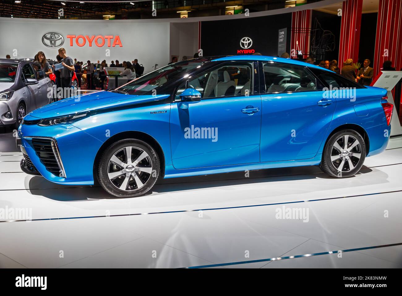 Toyota Mirai veicolo elettrico a celle a combustibile presentato al Salone di Parigi. Parigi, Francia - 2 ottobre 2018. Foto Stock