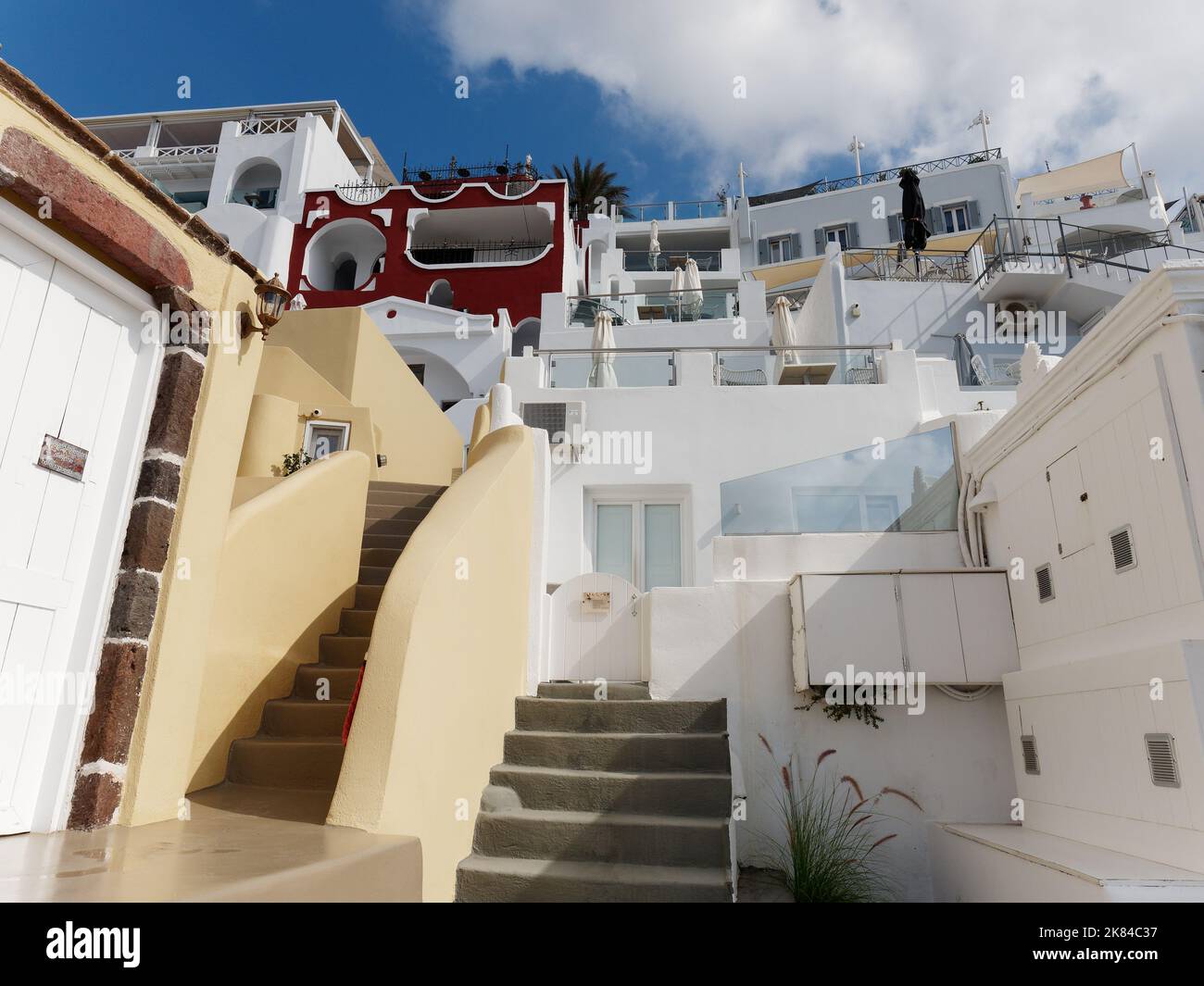 Hotel boutique a Fira, isola greca delle Cicladi di Santorini nel Mar Egeo Foto Stock