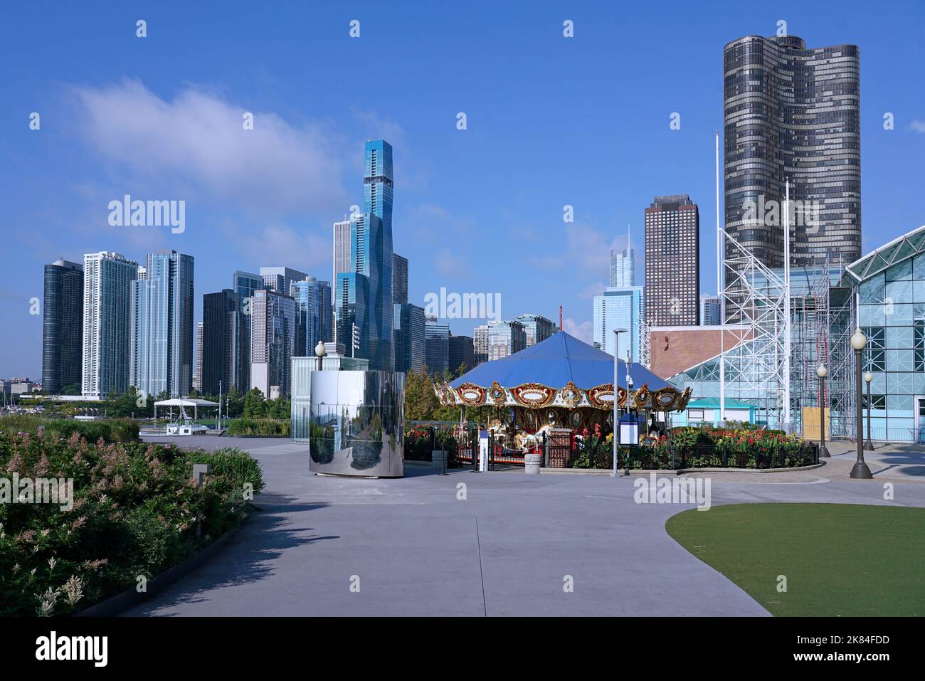 Skyline del centro di Chicago visto dal Navy Pier Foto Stock