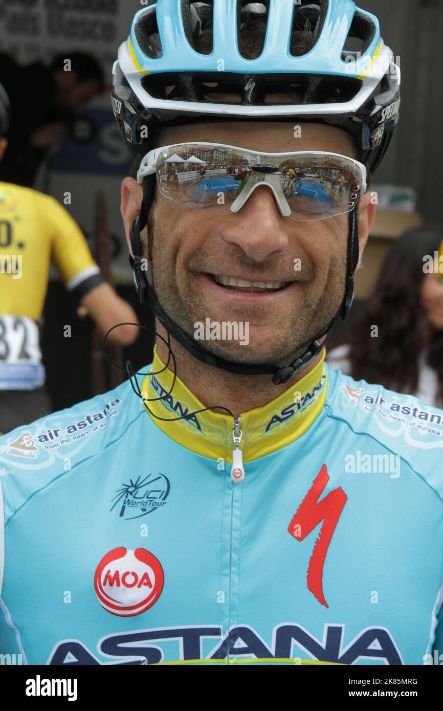 Michele Scarponi, Astana durante la tappa 5 della Vuelta ciclista al Pais Vasco. Foto Stock