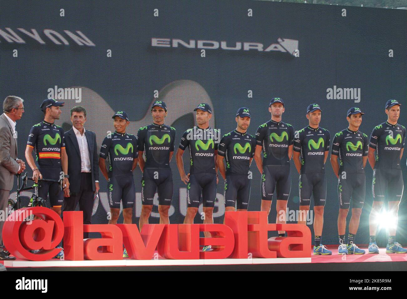 Movistar team alla presentazione della vuelta a espana 2015, tra cui tour de france 2nd e 3rd posti uomini, Alejandro Valverde e Nairo Alexander Quintana sulla sinistra Foto Stock