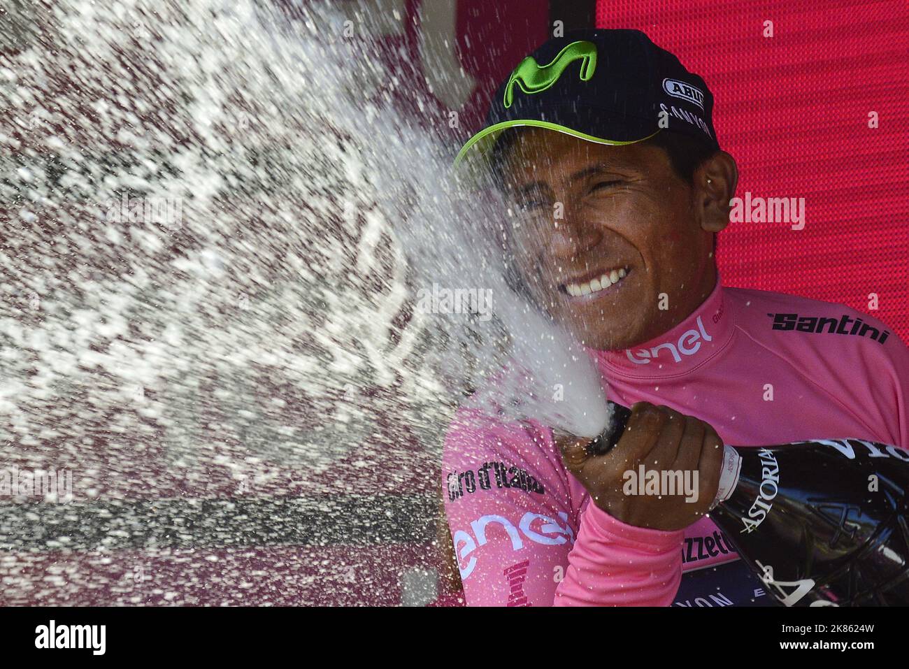 Nairo Quintana è la nuova maglia rosa Foto Stock