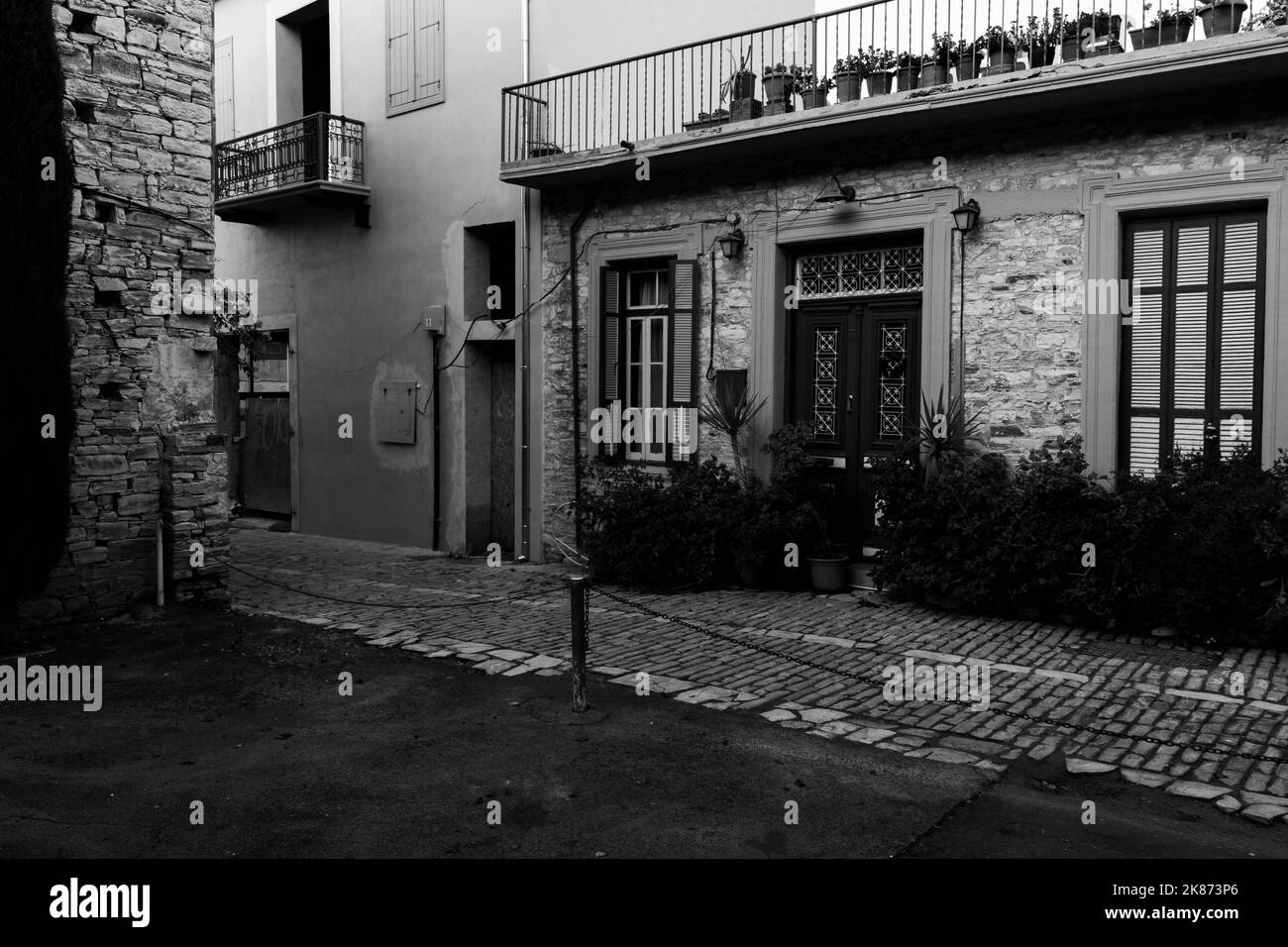 Il bellissimo villaggio di montagna Leukara a Cipro e la sua tradizionale architettura veneziana. Foto Stock