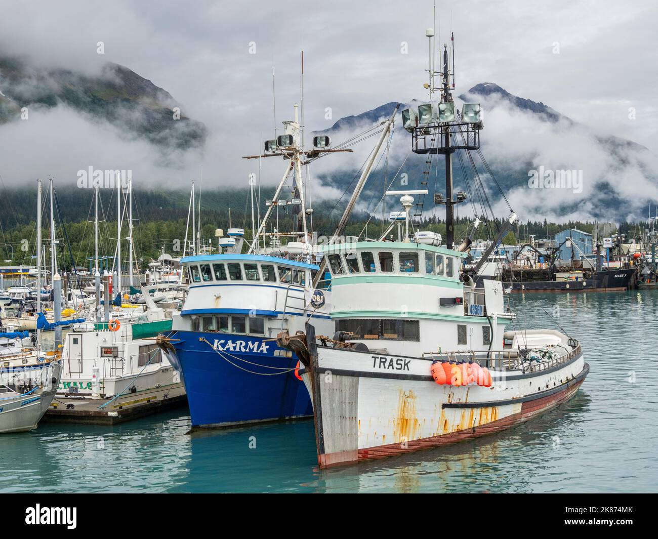 Il porto di Seward nella Resurrection Bay, porta d'ingresso ai fiordi di Kenai nel Kenai Fjords National Park, Alaska, Stati Uniti d'America, Nord America Foto Stock