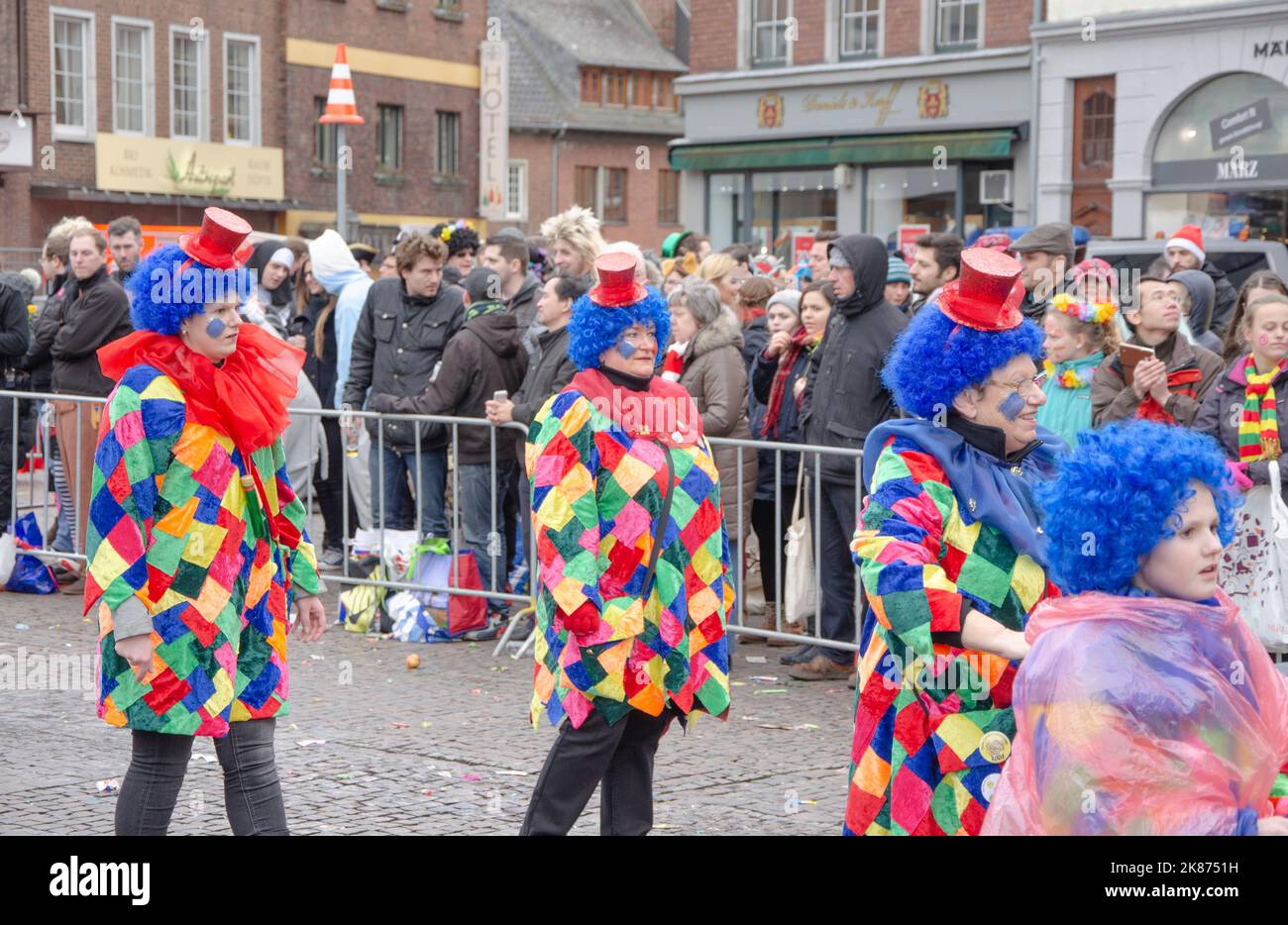 Aquisgrana Febbraio 2018: La sfilata di Aquisgrana Rose Montas nel carnevale Foto Stock