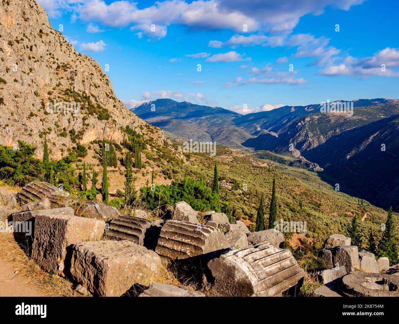 Sito archeologico di Delfi, valle del fiume Pleistos, Delfi, patrimonio dell'umanità dell'UNESCO, Phocis, Grecia, Europa Foto Stock