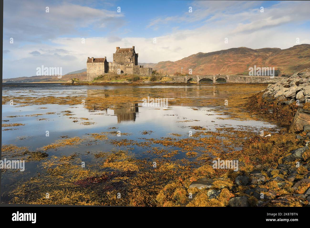 Eilean Donan castello Scozia una delle immagini più iconiche della Scozia Foto Stock