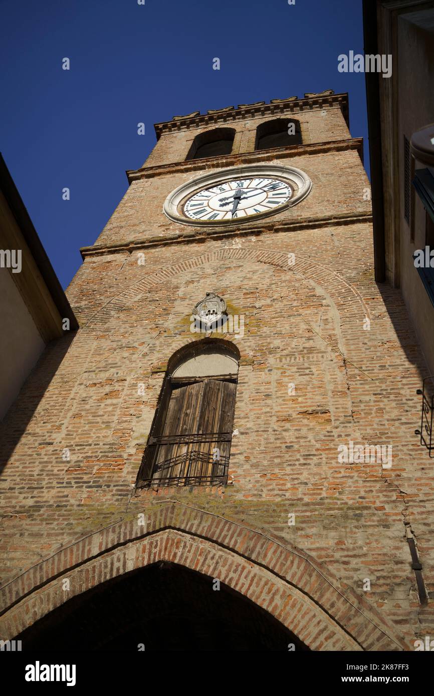 Torre storica a Lendinara, in provincia di Rovigo, Veneto, Italia Foto Stock