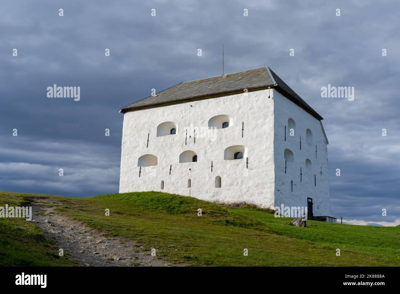 Bergen, Norvegia - 10 ottobre 2022: Fortezza di Kristiansten nel giorno nuvoloso a Trondheim, Norvegia. Foto Stock