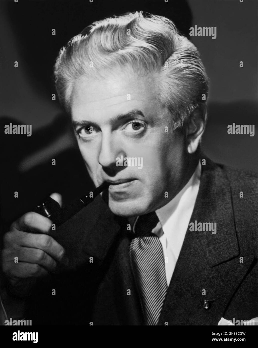 Anatole Litvak Director 01 maggio 1948 **AVVERTENZA** questa fotografia è solo per uso editoriale ed è copyright della Film Company e/o del fotografo assegnato dalla Film o dalla Production Company e può essere riprodotta solo da pubblicazioni in concomitanza con la promozione del film sopra citato. È richiesto un credito obbligatorio alla società cinematografica. Il fotografo deve essere accreditato anche quando è noto. Nessun uso commerciale può essere concesso senza autorizzazione scritta da parte della Film Company. Foto Stock