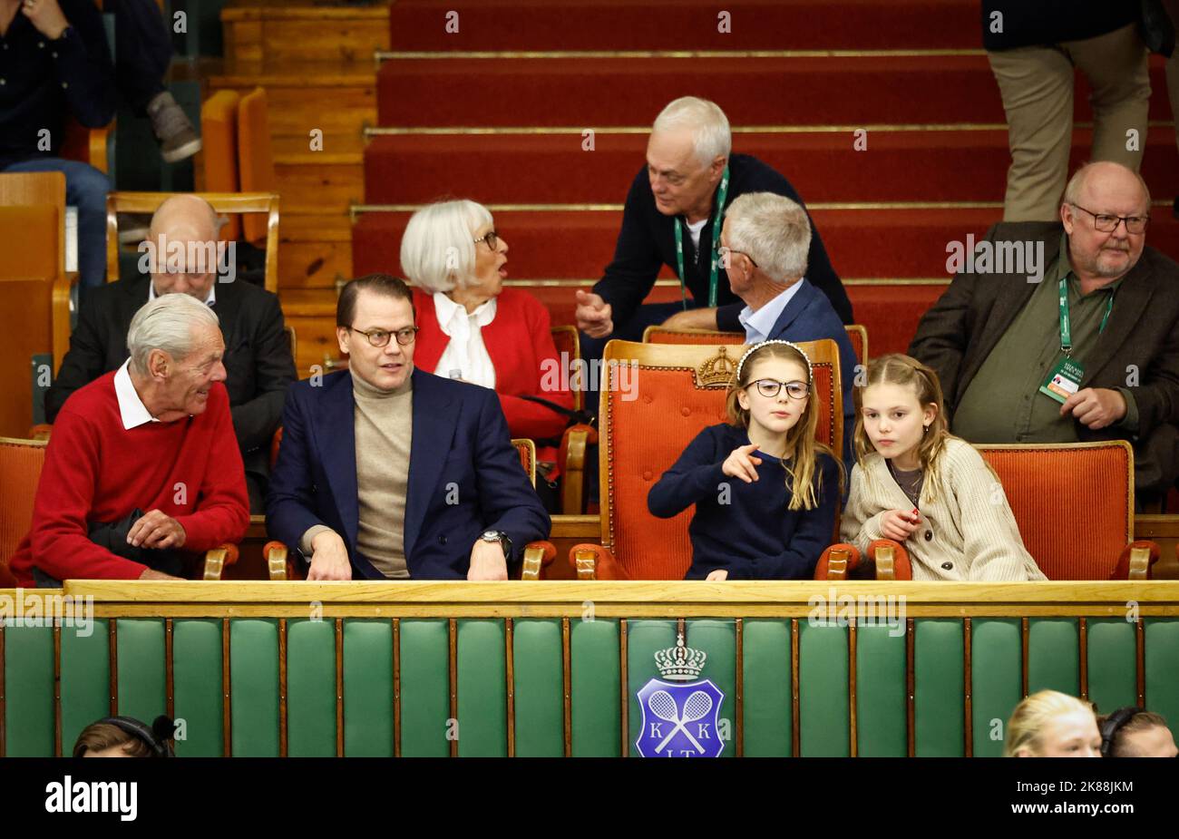 STOCCOLMA 20221021Prince Daniel e Princess Estelle assistono a una partita di tennis, il quarto di finale tra Mikael Ymer e Stefanos Tsitsipas durante la St Foto Stock