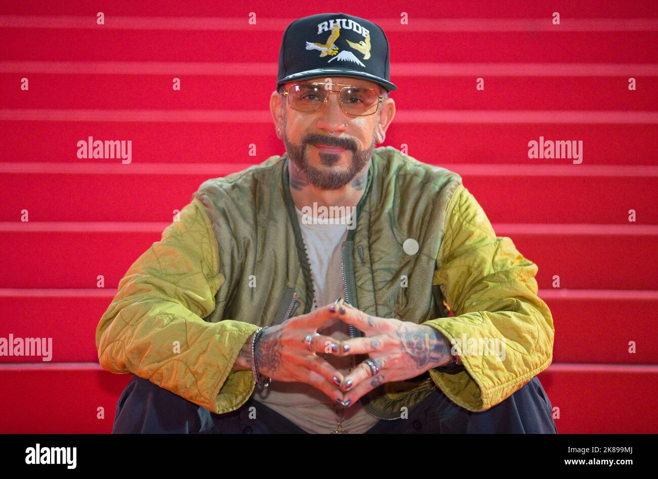 Cannes, Frankreich. 17th Ott 2022. Cannes, Francia - 17 ottobre 2022: MIPCOM/MIPJUNIOR con Backstreet Boys Bandmember AJ McLean. Mandoga Media Germany, The International Production and Entertainment Content Markets Credit: dpa/Alamy Live News Foto Stock