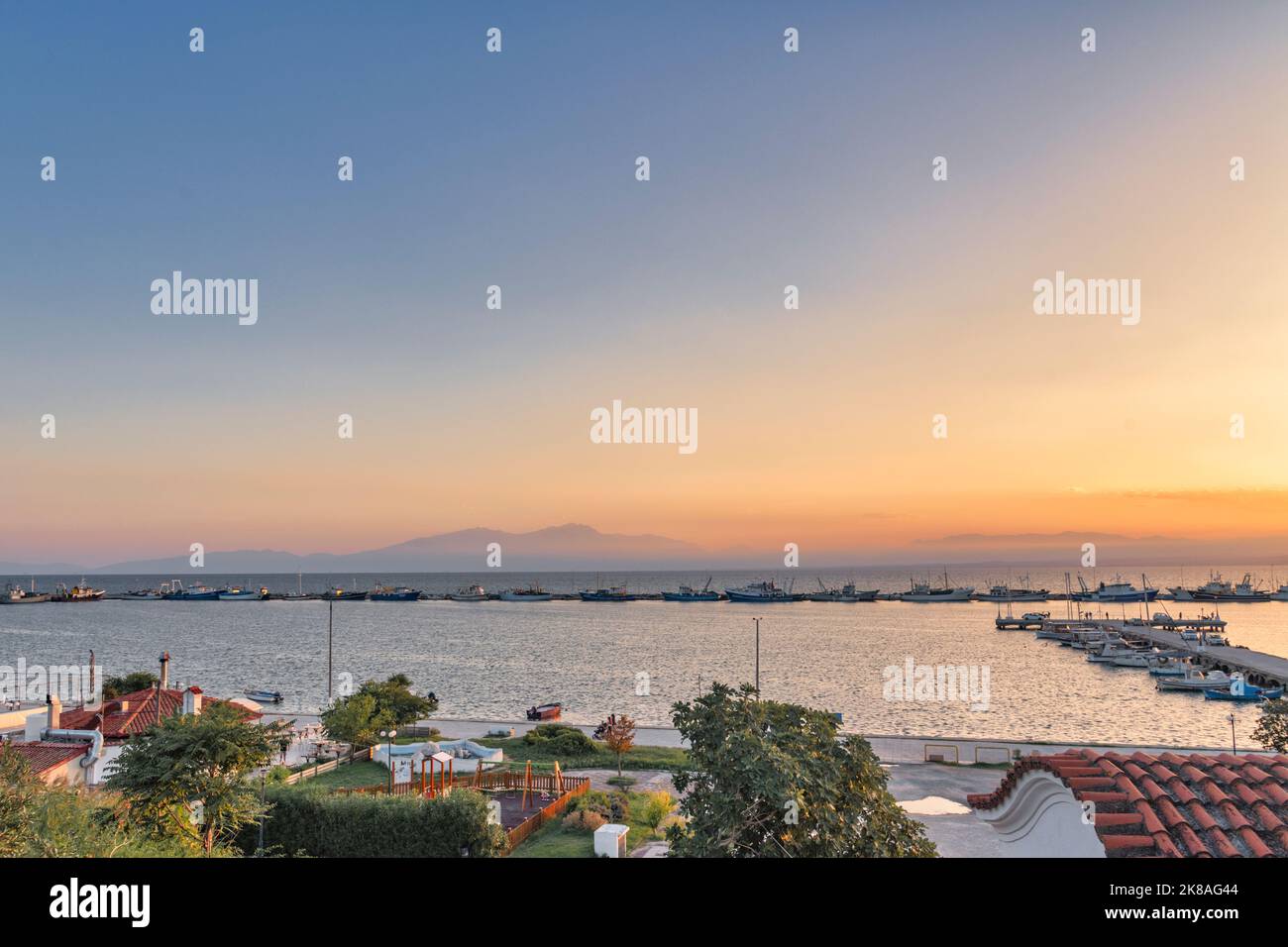 Abendstimmung am Hafen in Nea Michaniona Griechenland Foto Stock