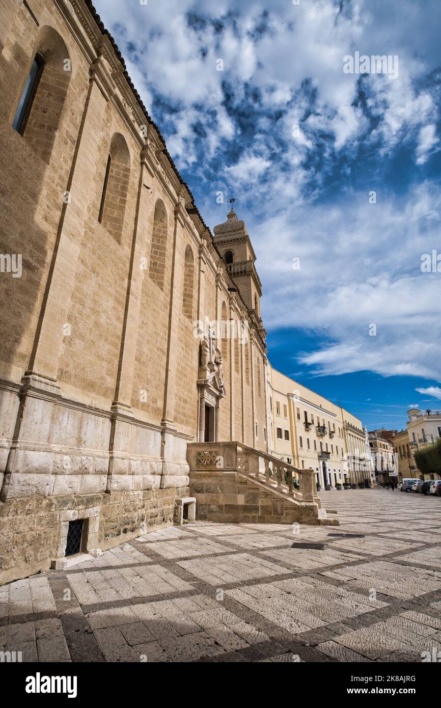 Vista sulla cattedrale di Gravina in Puglia Foto Stock
