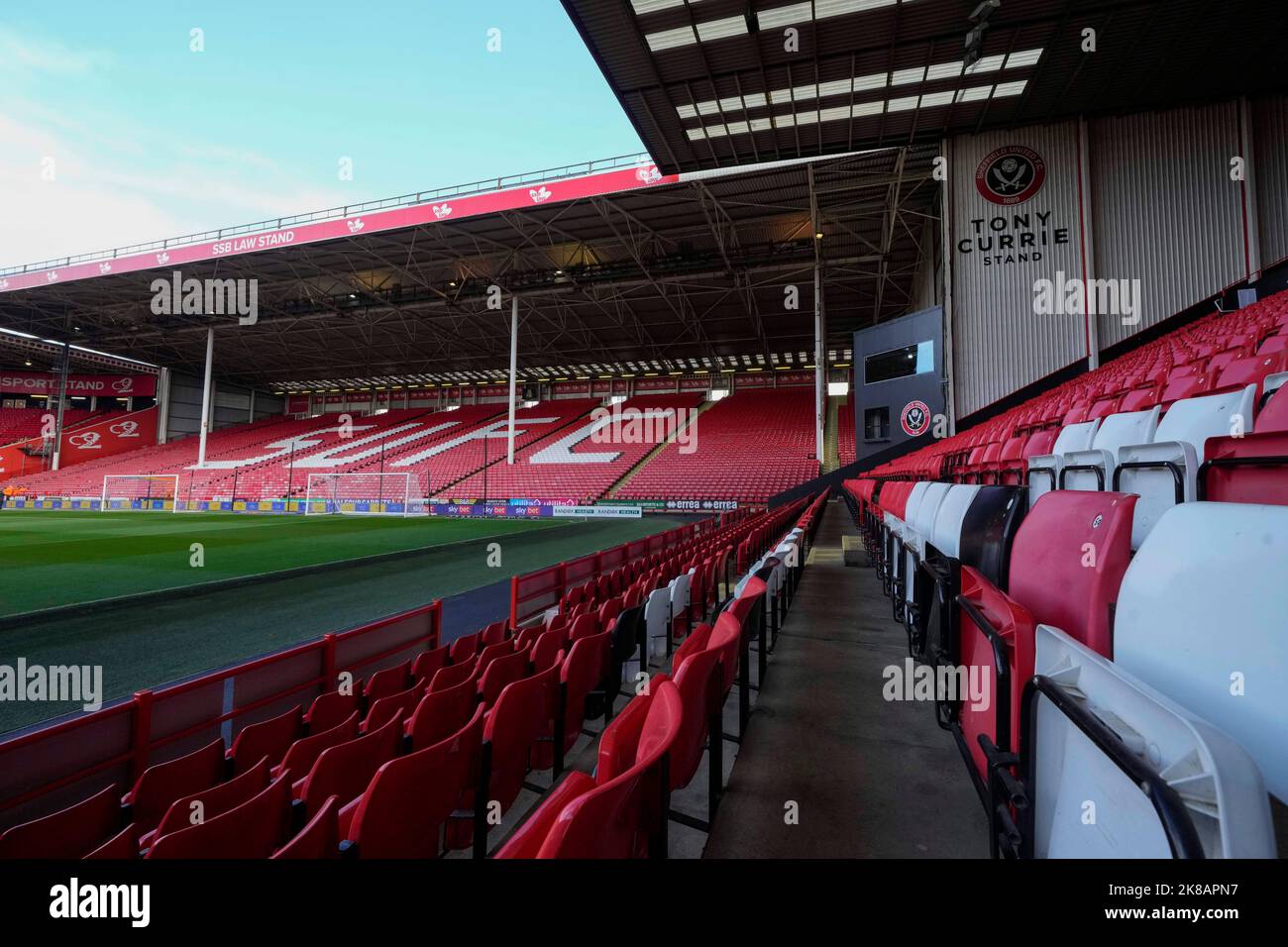 Sheffield, Regno Unito. 22nd Ott 2022. Vista generale di Bramhall Lane prima della partita del Campionato Sky Bet Sheffield United vs Norwich City a Bramall Lane, Sheffield, Regno Unito, 22nd ottobre 2022 (Foto di Steve Flynn/News Images) a Sheffield, Regno Unito il 10/22/2022. (Foto di Steve Flynn/News Images/Sipa USA) Credit: Sipa USA/Alamy Live News Foto Stock