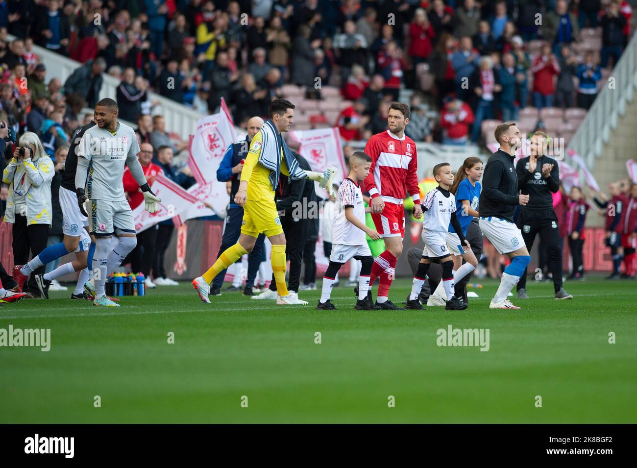 Sabato 22nd ottobre 2022 le squadre si disputano per la partita del campionato Sky Bet tra Middlesbrough e Huddersfield Town al Riverside Stadium, Middlesbrough. (Credit: Trevor Wilkinson | NOTIZIE MI) Credit: NOTIZIE MI e sport /Alamy Live News Foto Stock