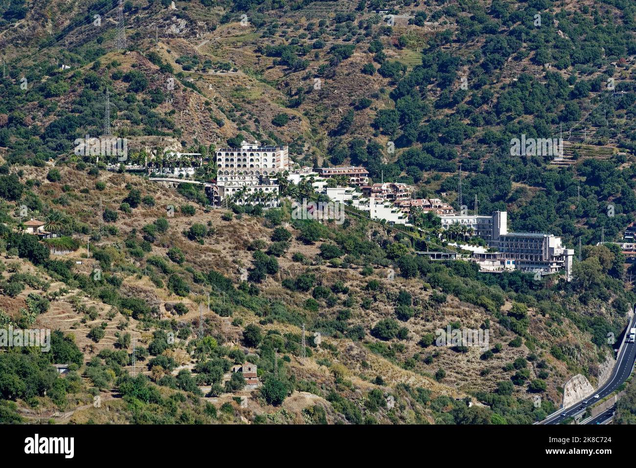 Letojanni (in siciliano: Letujanni) è un comune italiano di 1.671 abitanti  della provincia di Messina, nella regione Sicilia orientale del coa Foto  stock - Alamy