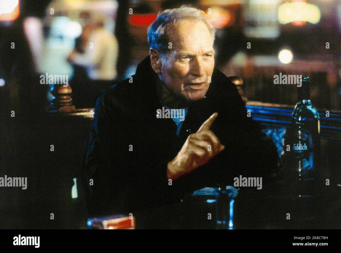 Paul Newman Film: Where the Money is (2000) personaggi: Henry Manning regista: Marek Kanievska 14 aprile 2000 **AVVERTENZA** questa fotografia è solo per uso editoriale ed è copyright di SCOTT FREE PRODUCTIONS e/o del fotografo assegnato dalla Film o Production Company e può essere riprodotta solo da pubblicazioni in concomitanza con la promozione del film di cui sopra. È richiesto un credito obbligatorio per SCOTT FREE PRODUCTIONS. Il fotografo deve essere accreditato anche quando è noto. Nessun uso commerciale può essere concesso senza autorizzazione scritta da parte della Film Company. Foto Stock