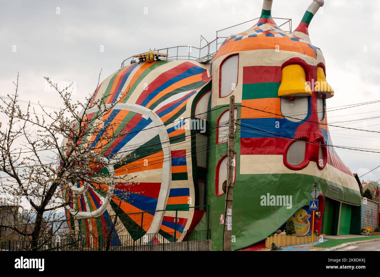 La Snail House a Sofia, Bulgaria come un edificio residenziale eccentrico. Europa orientale, Balcani, UE Foto Stock