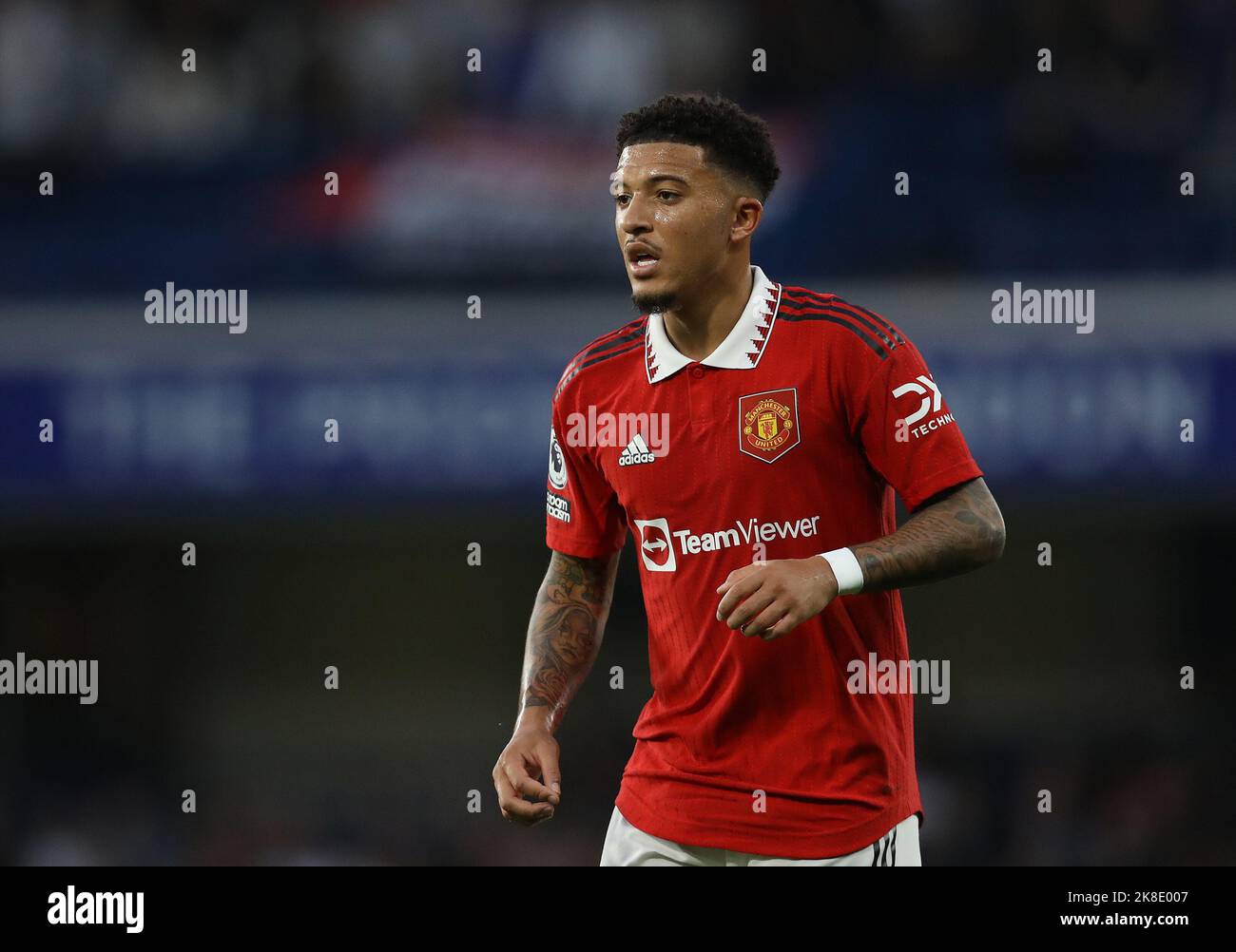 Londra, Regno Unito. 22nd Ott 2022. Jadon Sancho del Manchester United durante la partita della Premier League a Stamford Bridge, Londra. Il credito dell'immagine dovrebbe essere: Paul Terry/Sportimage Credit: Sportimage/Alamy Live News Foto Stock