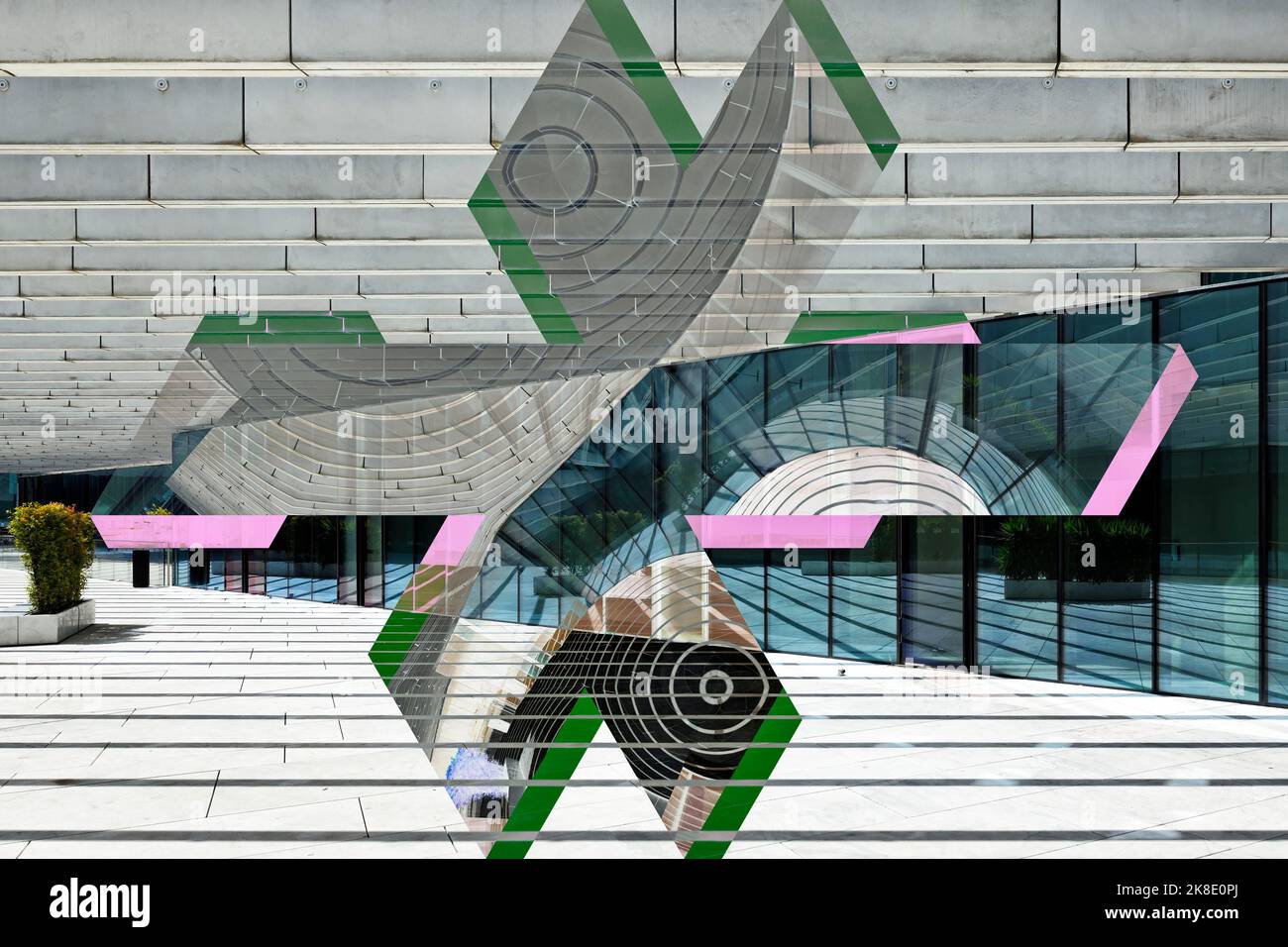 Composizione digitale, cortile interno della sede EDP, Lisbona, Portogallo Foto Stock