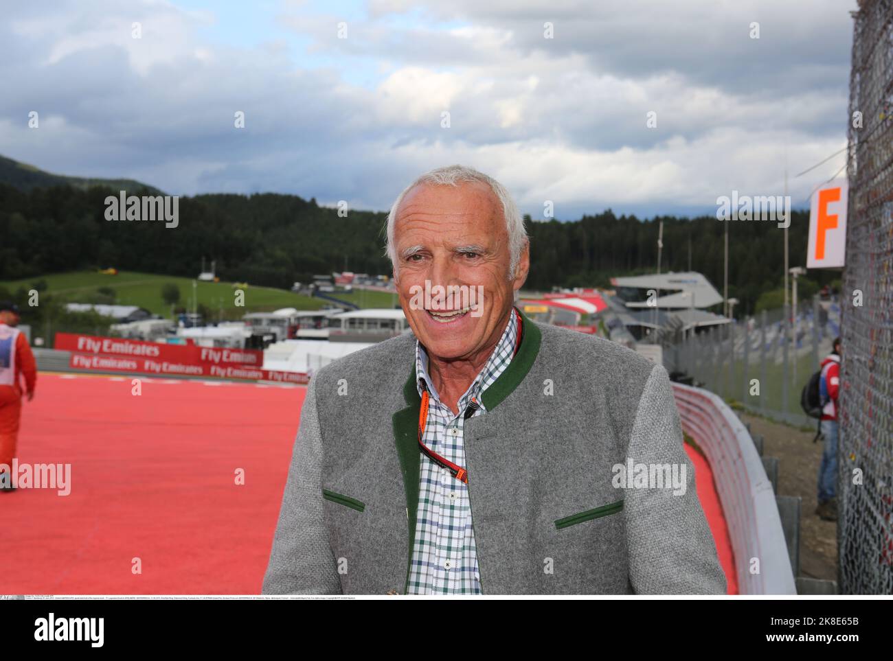 Spielberg, Austria. 21st giugno, 2015. Formel 1 Spielberg 20. Juni 2015 - Dietrich MATESCHITZ, ospite e ospite dell'evento Legenden F1 a SPIELBERG, OESTERREICH, 21.06.2015, Red Bull Ring, Österreich Ring, Formula uno, F1, GRAN Premio D'AUSTRIA, Grosser Preis von OESTERREICH, GP d'Autriche, Stiria - Motorsport, Formel1, - Honorarpflichtiges Foto, Immagine a pagamento, Copyright © ATP NOGER Manfred (NOGER Manfred /ATP/SPP) Credit: SPP Sport Press Photo. /Alamy Live News Foto Stock