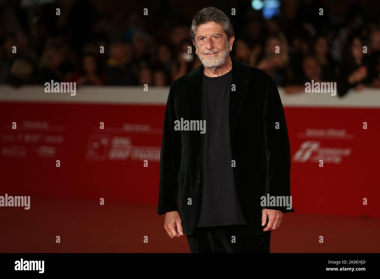 Roma, Italia. 22nd Ott 2022. Andrea Purgatori partecipa al tappeto rosso del film 'era ora' alla Festa del Film di Roma all'Auditorium Parco della Musica. (Foto di Davide di Lalla/SOPA Images/Sipa USA) Credit: Sipa USA/Alamy Live News Foto Stock