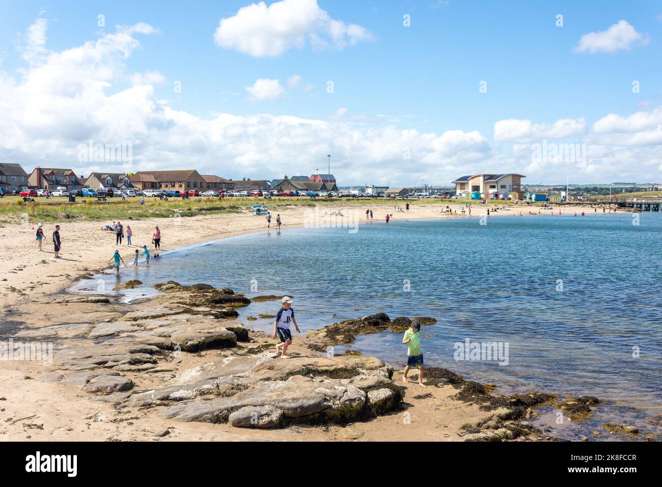 Little Shore Beach, Harbour Road, amble, Northumberland, Inghilterra, Regno Unito Foto Stock