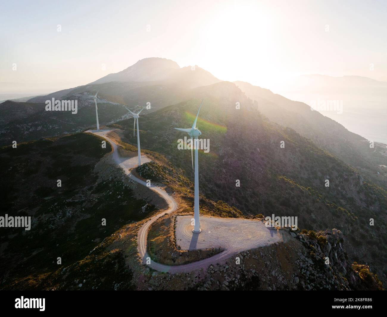 Grecia, Egeo, Kos, turbine eoliche all'alba Foto Stock