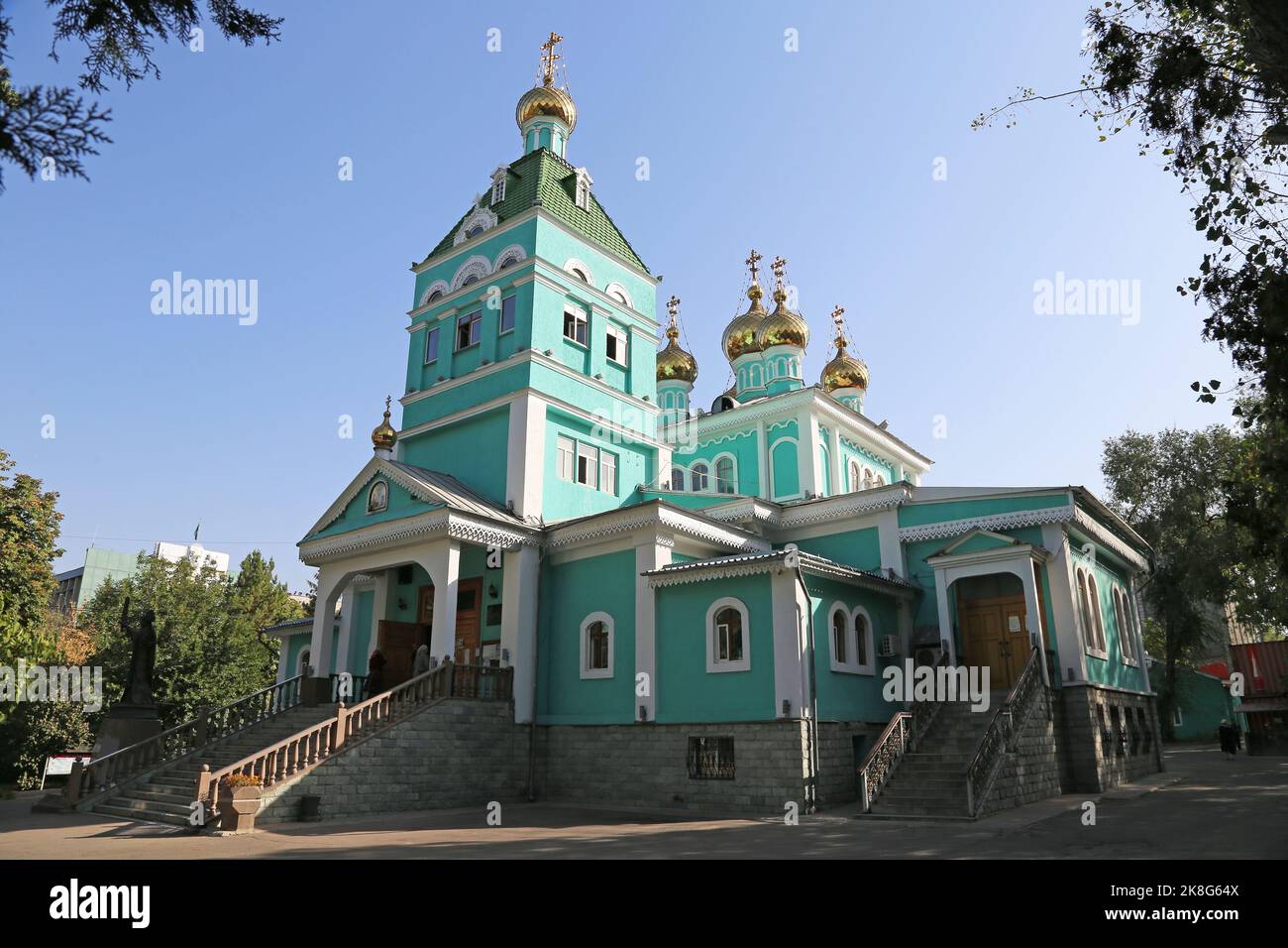 Cattedrale ortodossa russa di San Nicola, Via Baytursynova, Almaty, Regione di Almaty, Kazakistan, Asia centrale Foto Stock