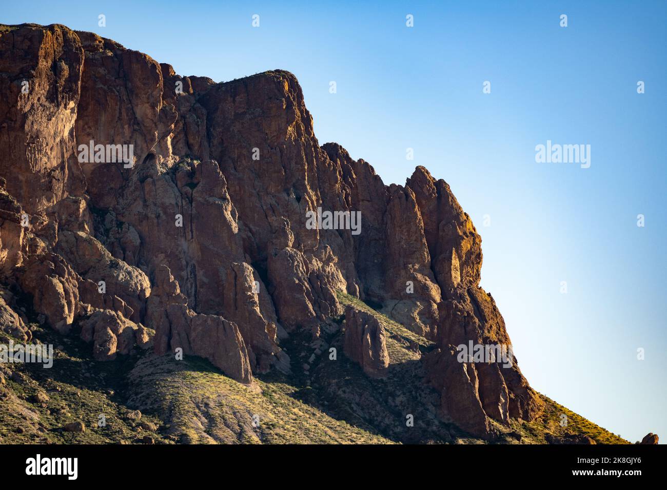 Le Superstition Mountains si trovano al di fuori di Phoenix, Arizona Foto Stock