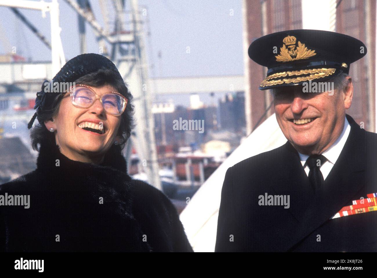 Oslo 19860320. Re Olav a bordo della nave reale 'Norvegia' recentemente restaurata insieme alla principessa Astrid dopo la consegna a Horten Verft. Foto: Erik Thorberg NTB / NTB Foto Stock