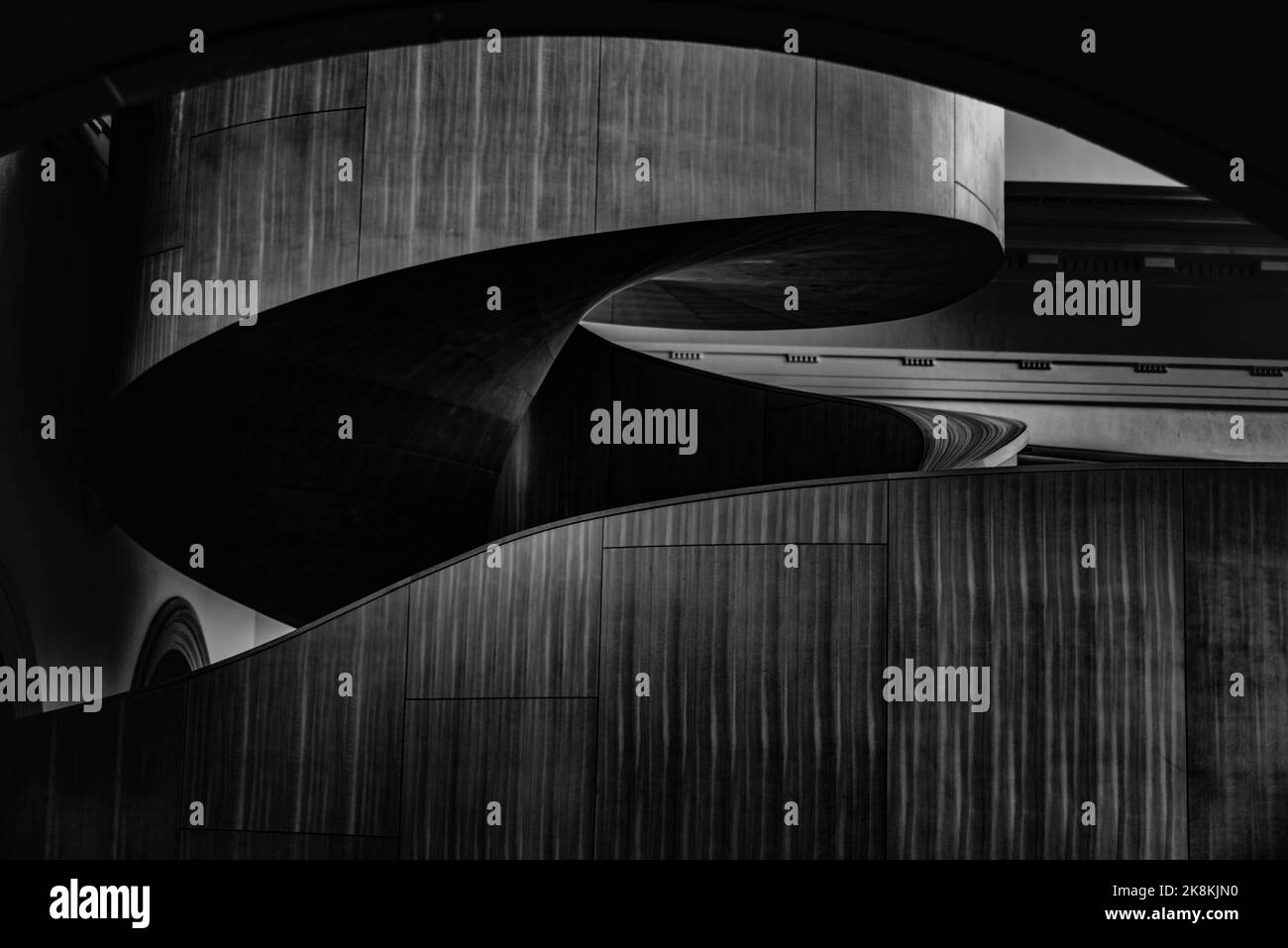 Interpretazione artistica della scala in un ambiente museale Foto Stock