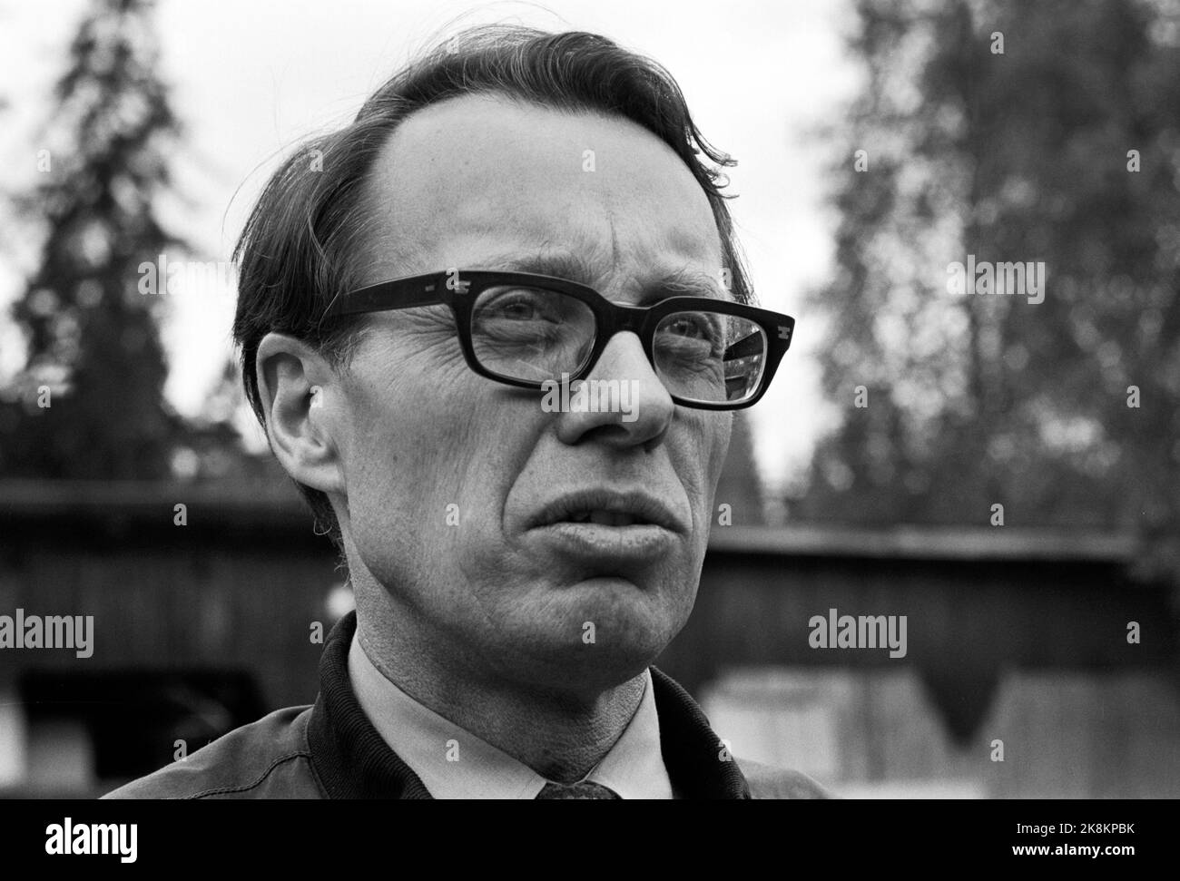 Jar May 1970 Direttore di Norsk Film A/S Erik Borge. Norsk Film A/S è una singola lettera di debito grande. La società ha bisogno di 3 milioni di NOK in prestiti di liquidità per continuare ad andare avanti. Allo stesso tempo, l'azienda ha perso circa 1,3 milioni di NOK in un film debutante. Foto: Ivar Aaserud / corrente / NTB Foto Stock