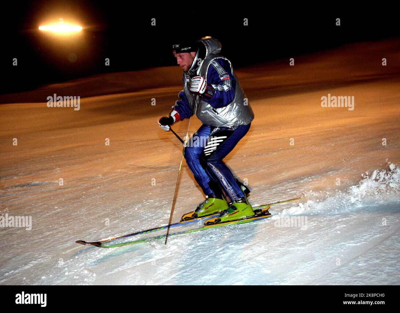 Oslo 22 gennaio 1996. Lasse Kjus a Ingierbakken, primo allenamento dopo la caduta a Kitzbüel. Foto; Cornelius Poppe / NTB Foto Stock