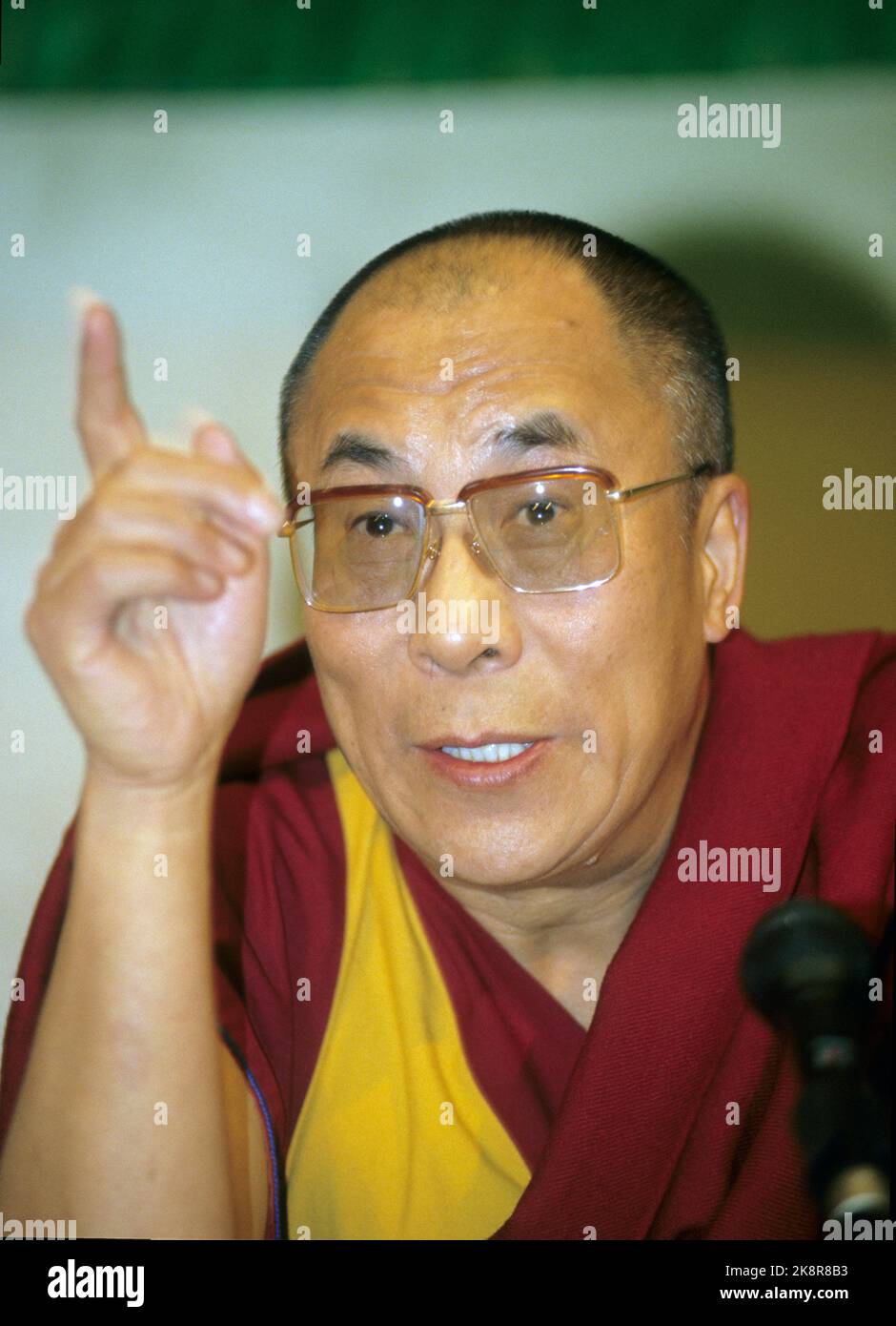 Premio nobel per la pace 1989 al dalai lama la foto immagini e fotografie  stock ad alta risoluzione - Alamy