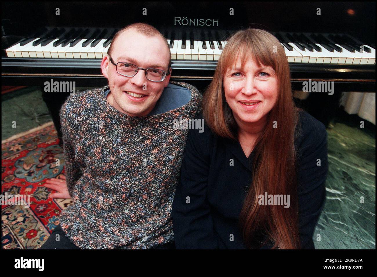 Oslo 19980305. Bugge Wesseltoft e Sidsel Endren rilasciano il loro secondo album jazz. 'Duplex Ride' riflette sul nostro viaggio musicale congiunto, dice il duo Foto: Helge Hansen / NTB / NTB Foto Stock