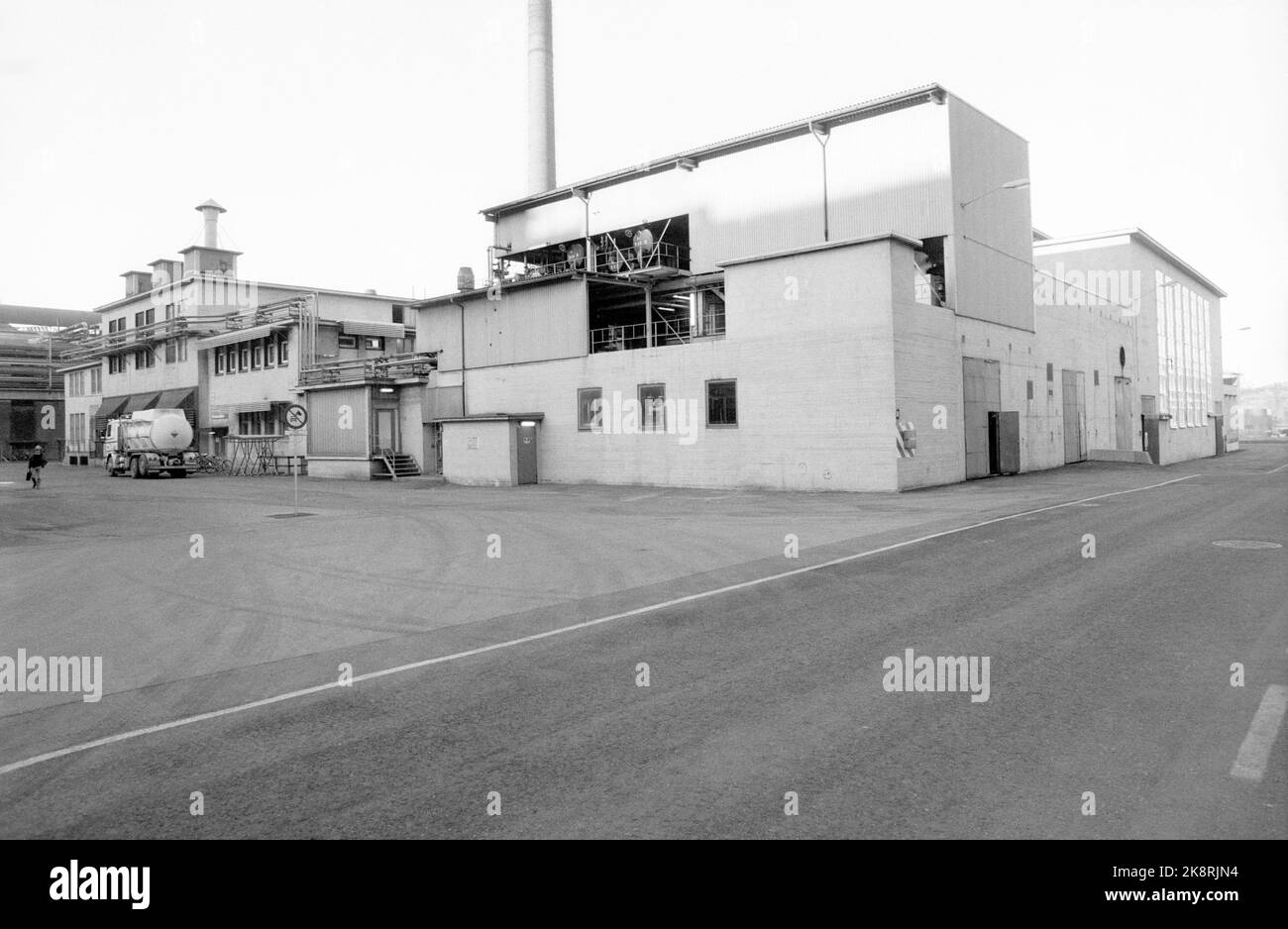 Oslo 19871110: Klorgassfabrikken - Norsk Hydro Porsgrunn, fotografata il 10 novembre 1987. Verranno avviati i lavori per tracciare la portata dell'inquinamento da mercurio che è avvenuto in fabbrica. Foto: Eystein Hanssen / NTB / NTB Foto Stock