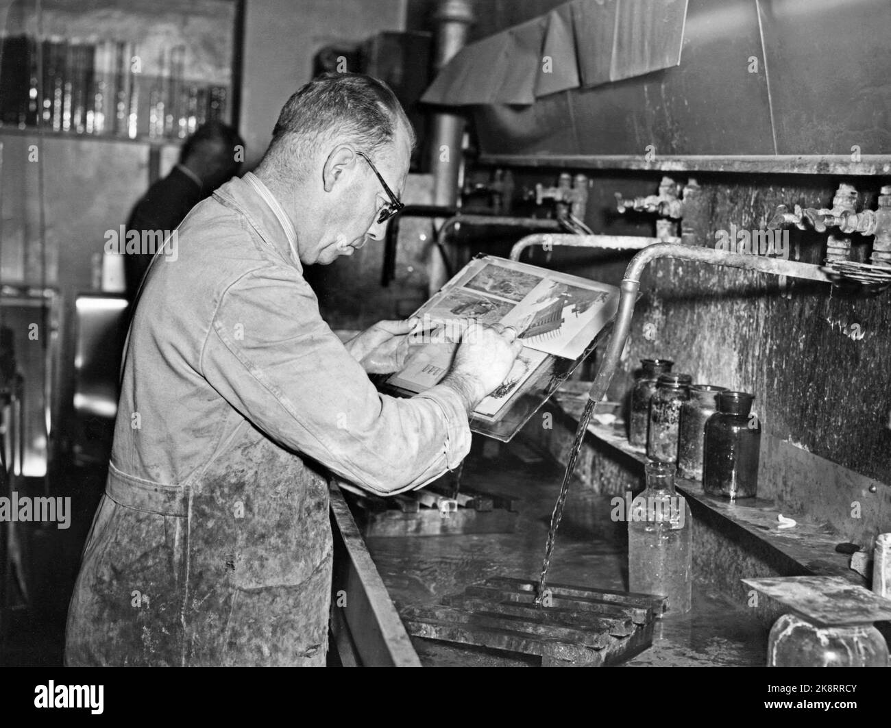 Oslo, 1930s. NTB dipartimento di foto e cliché a Nedre Vollgate. Foto: NTB Foto Stock