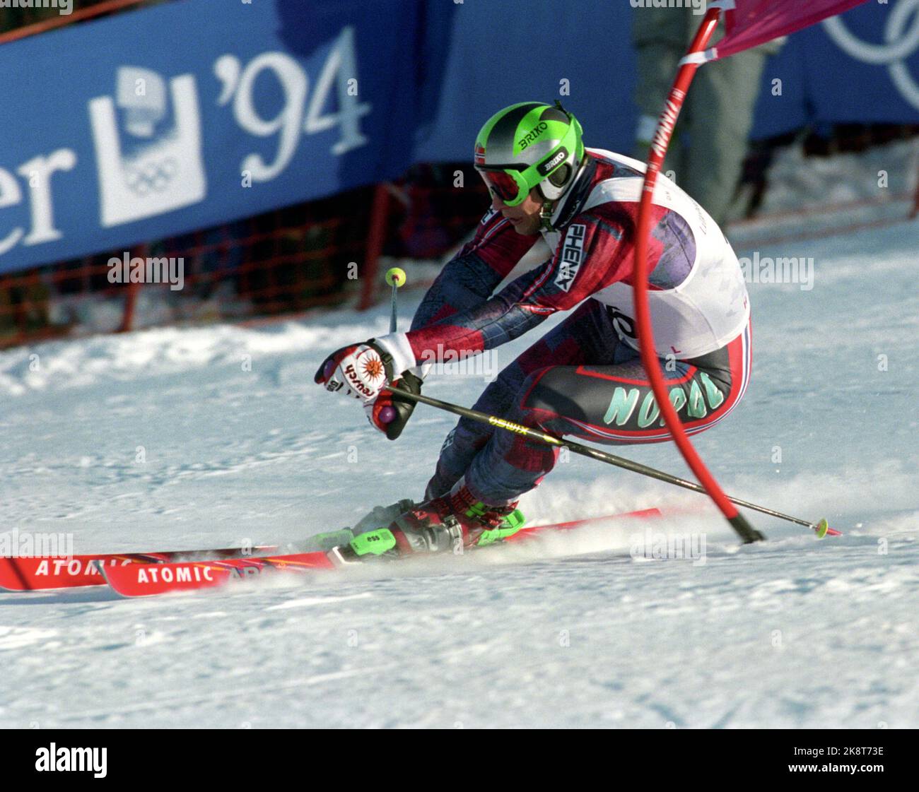 Hafjell 19940223. Le Olimpiadi invernali a Lillehammer Alpine - Stork Slam, Men. Lasse Kjus (NOR) in azione. Foto: Pål Hansen / NTB Foto Stock