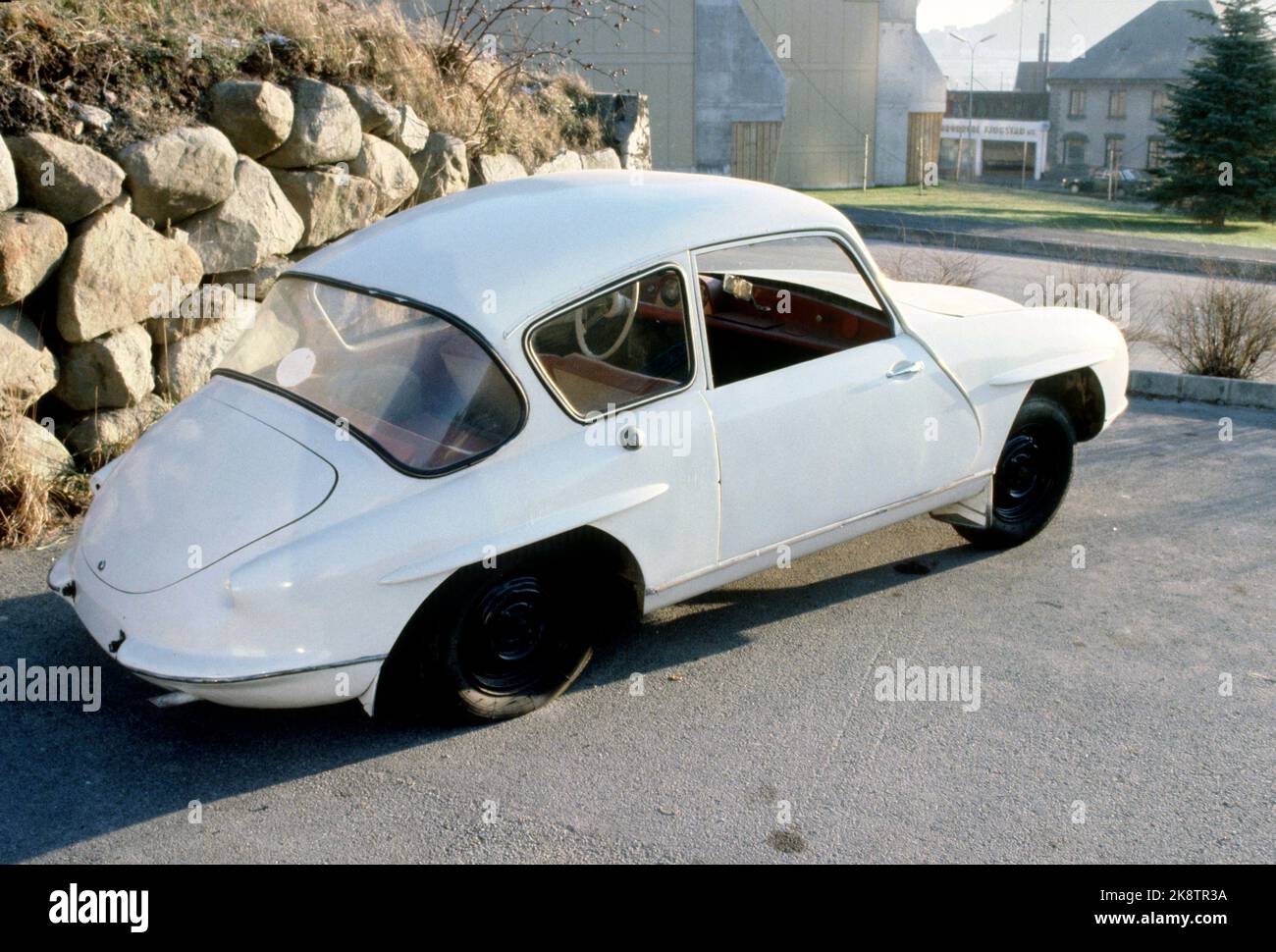 Oslo 1980. L'auto prodotta in Norvegia modello Troll 1961. L'auto è stata costruita in una piccola fabbrica a Londe in Telemark, è a trazione anteriore ed è stata fornita con una cabina. La fabbrica ha dovuto essere chiusa a causa di difficoltà economiche. Foto: NTB / NTB Foto Stock