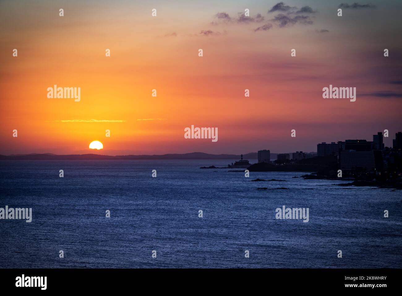 Tramonto nel Mar Brasiliano Foto Stock