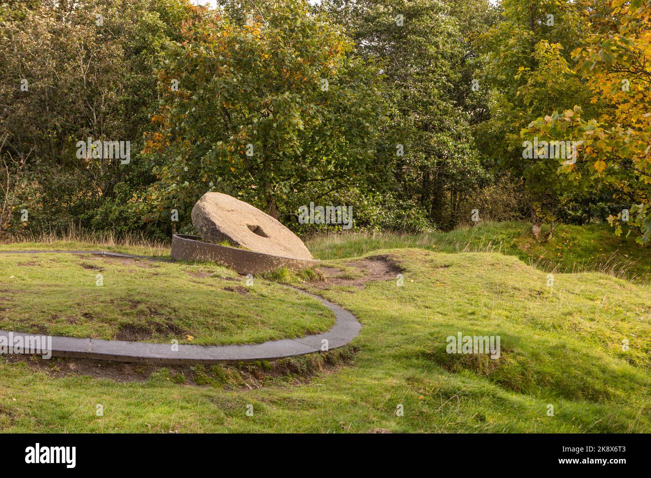 Odin Mine Crushing Wheel a Castleton nella Hope Valley, Derbyshire Foto Stock