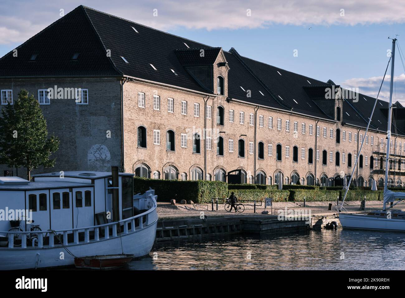 Copenhagen, Danimarca - Settembre 2022: Edificio storico in mattoni Danesi del Centro CITA per l'Information Technology e l'architettura a Christianshavns Foto Stock