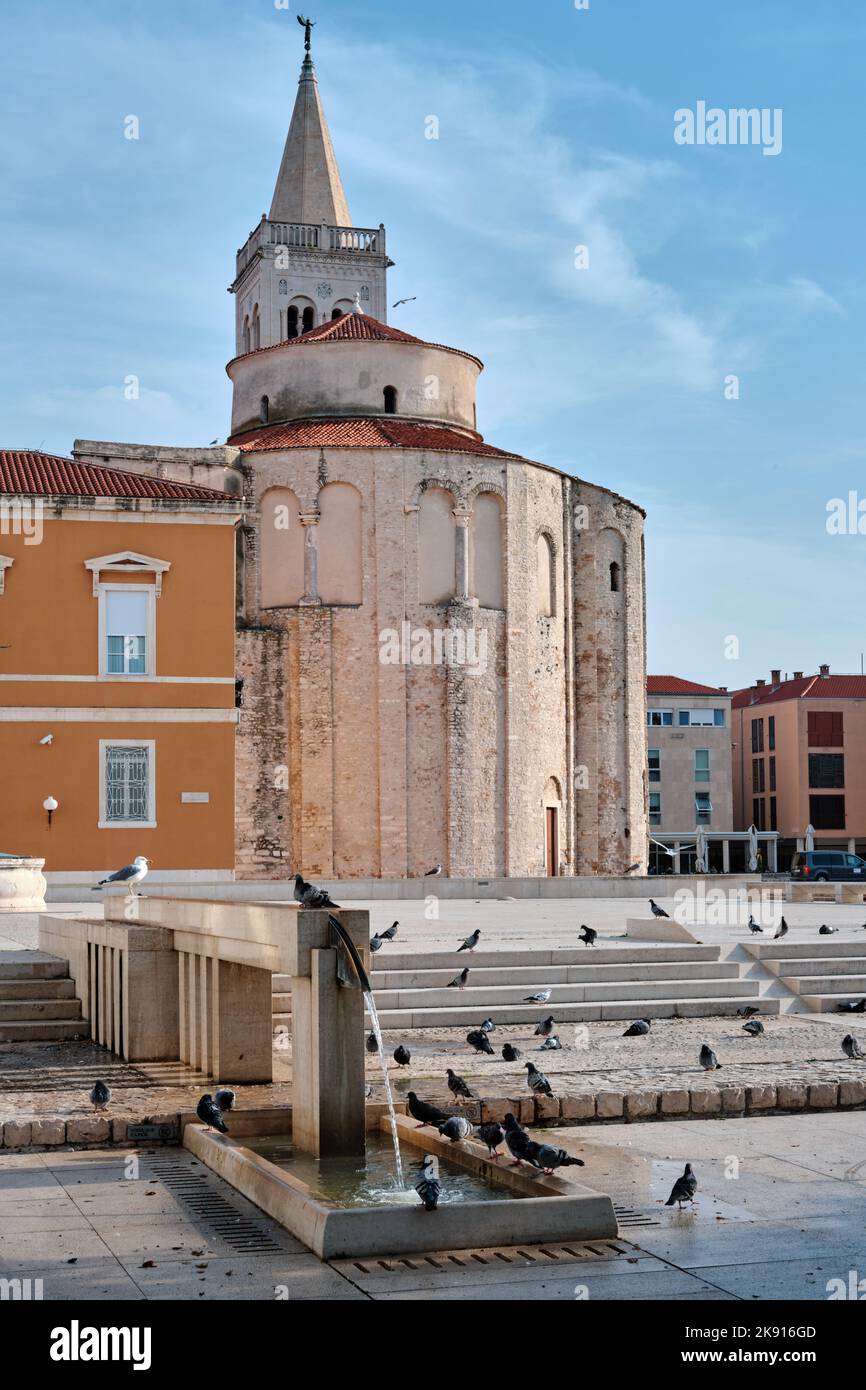La chiesa medievale di San Donato nel centro storico di Zara, in