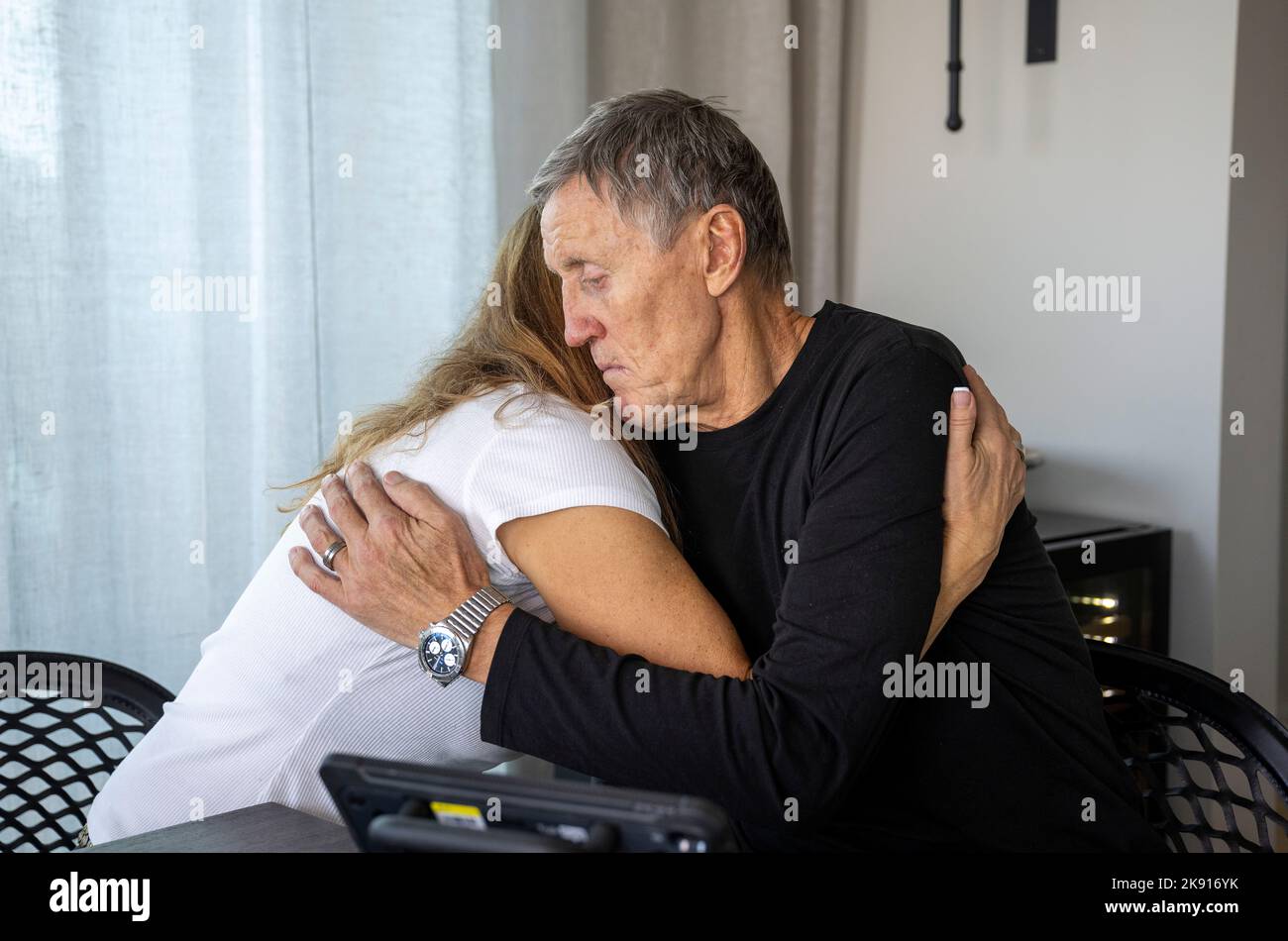 Börje Salming, 71 anni, è malato. La leggenda dell'icehockey è stata diagnosticata con ALS e ha perso la capacità di parlare. Sua moglie, Pia, parla di come è cambiata la vita. Foto: Sven Lindwall / Expressen / TT / codice 7117 Foto Stock