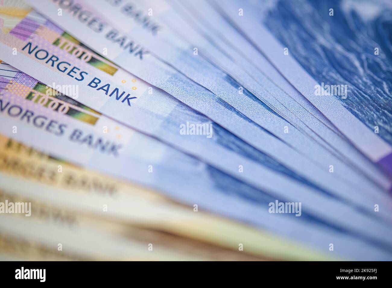 Chiusura delle banconote di crone norvegesi. Norvegia valuta nazionale Cash Money. Economia e finanza tema. Foto Stock