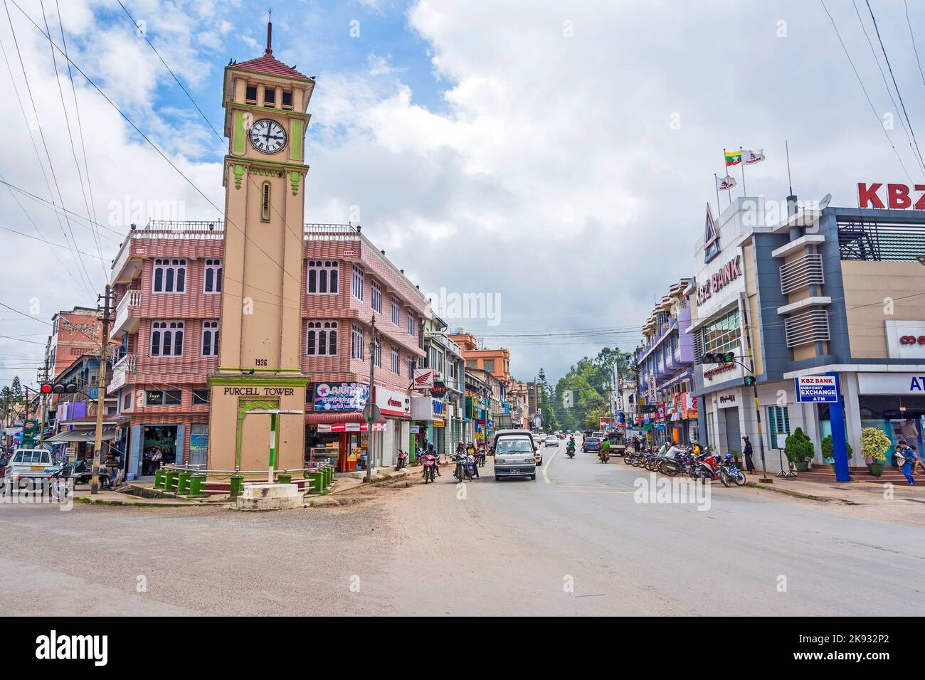 PYIN Oo LWIN, MYANMAR - 18 agosto 2015: Torre Purcell nella città, Pyin Oo Lwin. L'orologio è stato fatto nel 1934 da Gillete e Johnson Co. Di Inghilterra in c Foto Stock
