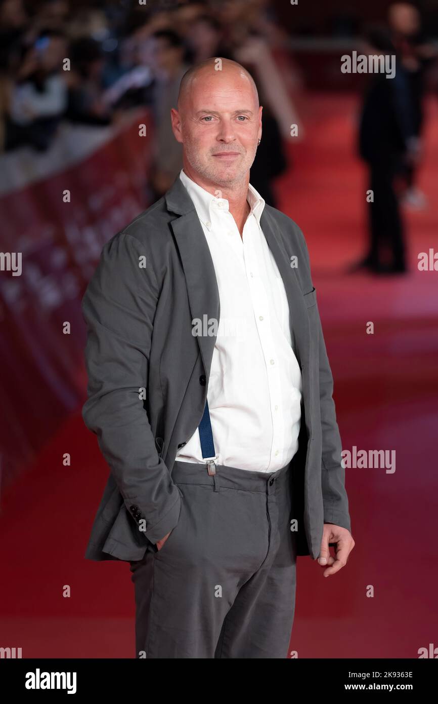 ROMA, ITALIA - 22 OTTOBRE 2022: Pietro Sermonti partecipa al red carpet del film 'sono Lillo' al Rome Film Fest 17th. Foto Stock