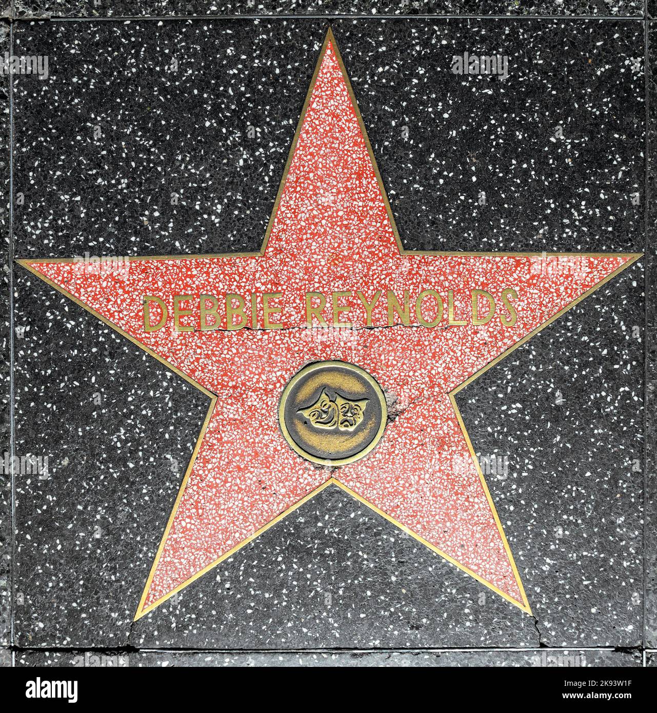 HOLLYWOOD - 26 GIUGNO: La star di Debbie Reynolds sulla Walk of Fame di Hollywood il 26 giugno 2012 a Hollywood, California. Questa stella si trova su Hollywood Blvd. Foto Stock